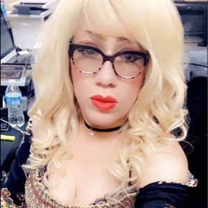 Meet your Posher, Rosa